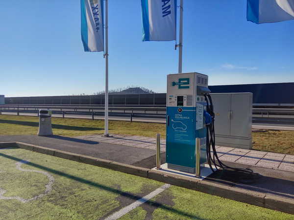 Fast electric car charger on OMV station near Postojna